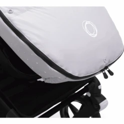 Bugaboo Winter Voetenzak Performance Dusty Grijs 11 Bugaboo Winter Voetenzak Performance Dusty Grijs -Kinderwagenwinkel bugaboo winter voetenzak performance dusty grijs a326160 4